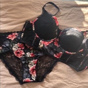 Torrid lingerie set
